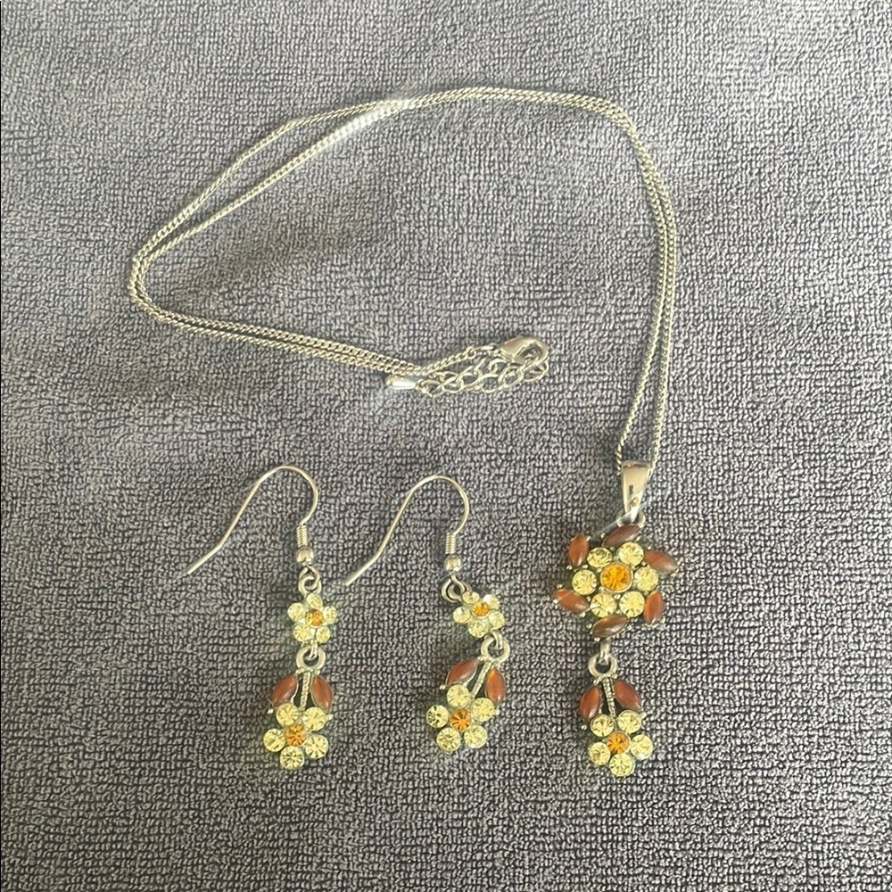 Vintage necklace and earring set